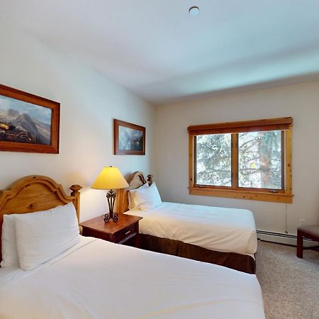 Canyon Creek Steamboat Springs Room photo