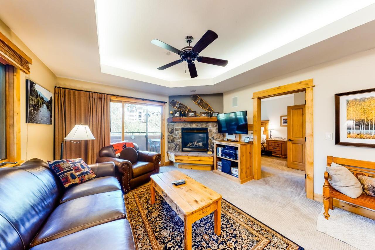 Canyon Creek Steamboat Springs Room photo