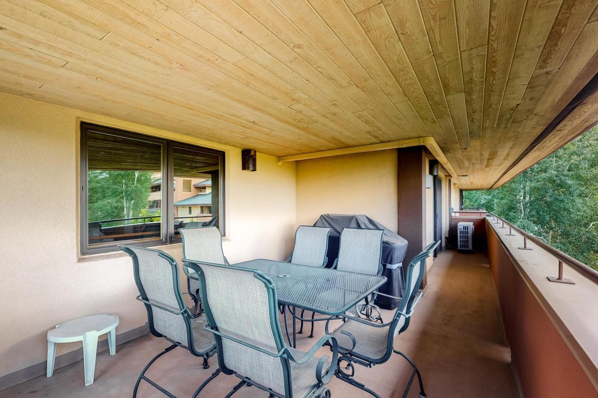 Canyon Creek Steamboat Springs Room photo