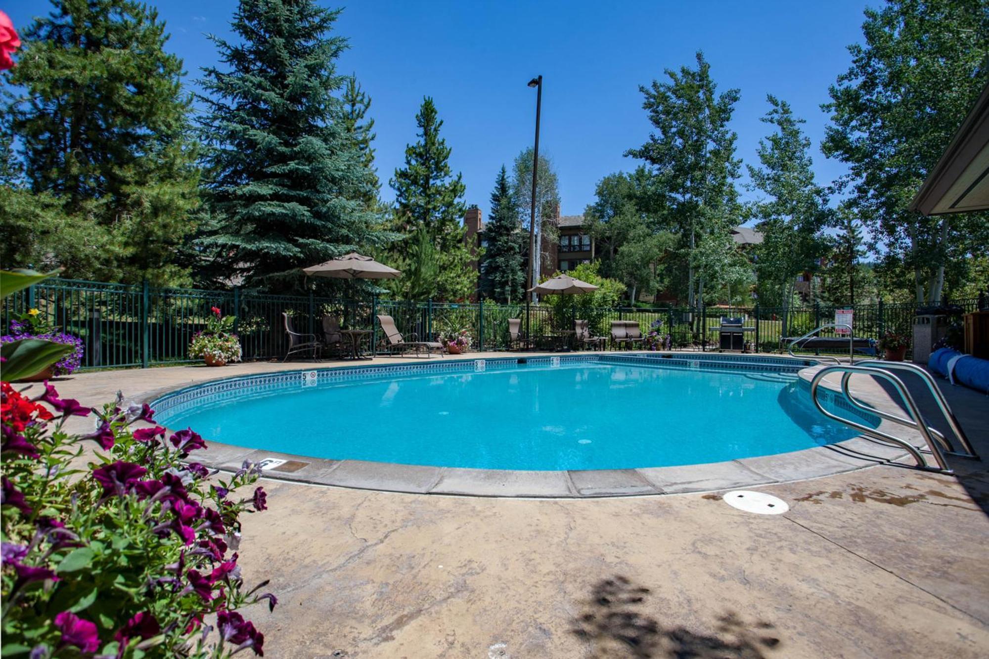 Canyon Creek Steamboat Springs Room photo