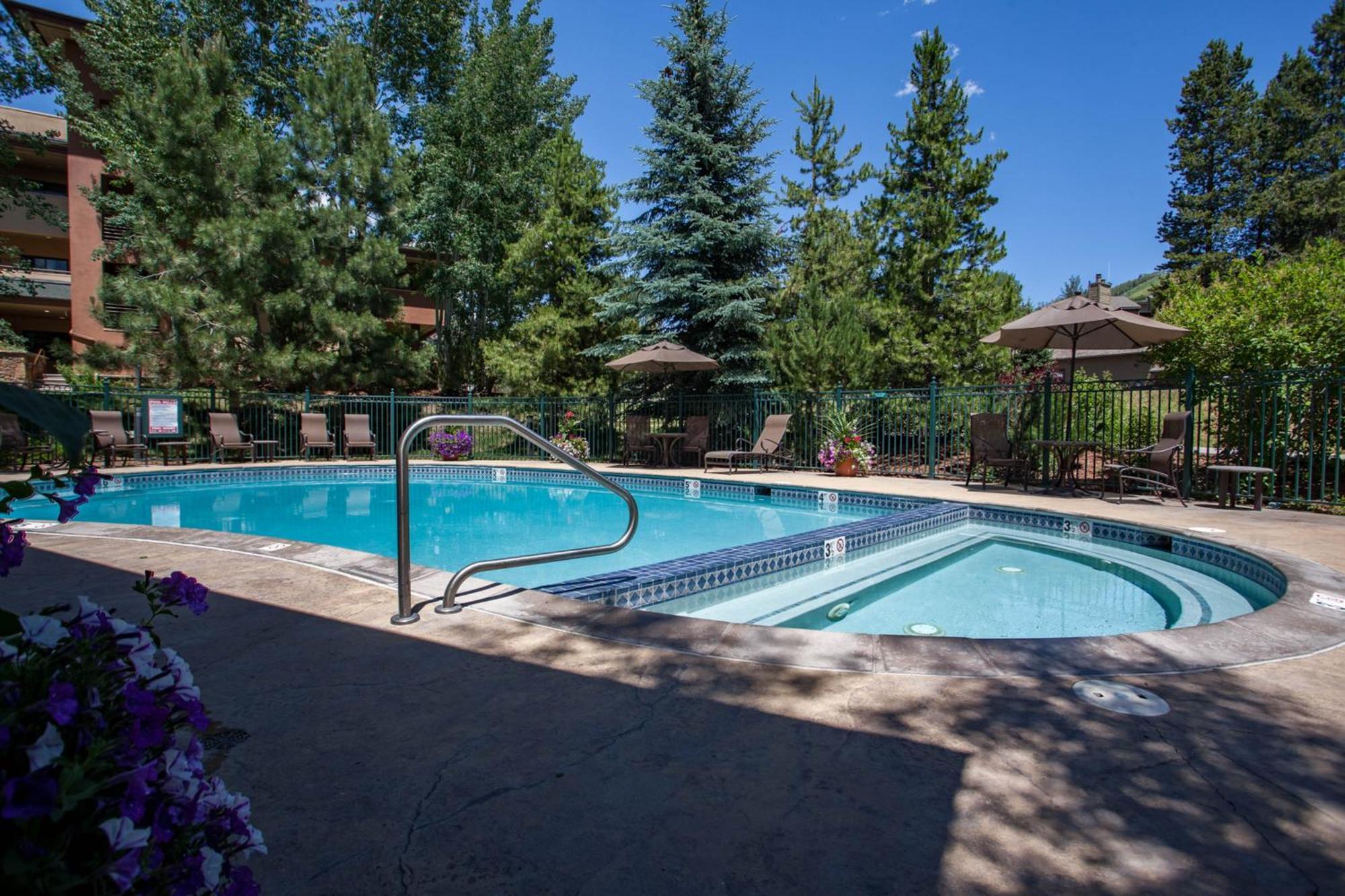 Canyon Creek Steamboat Springs Room photo