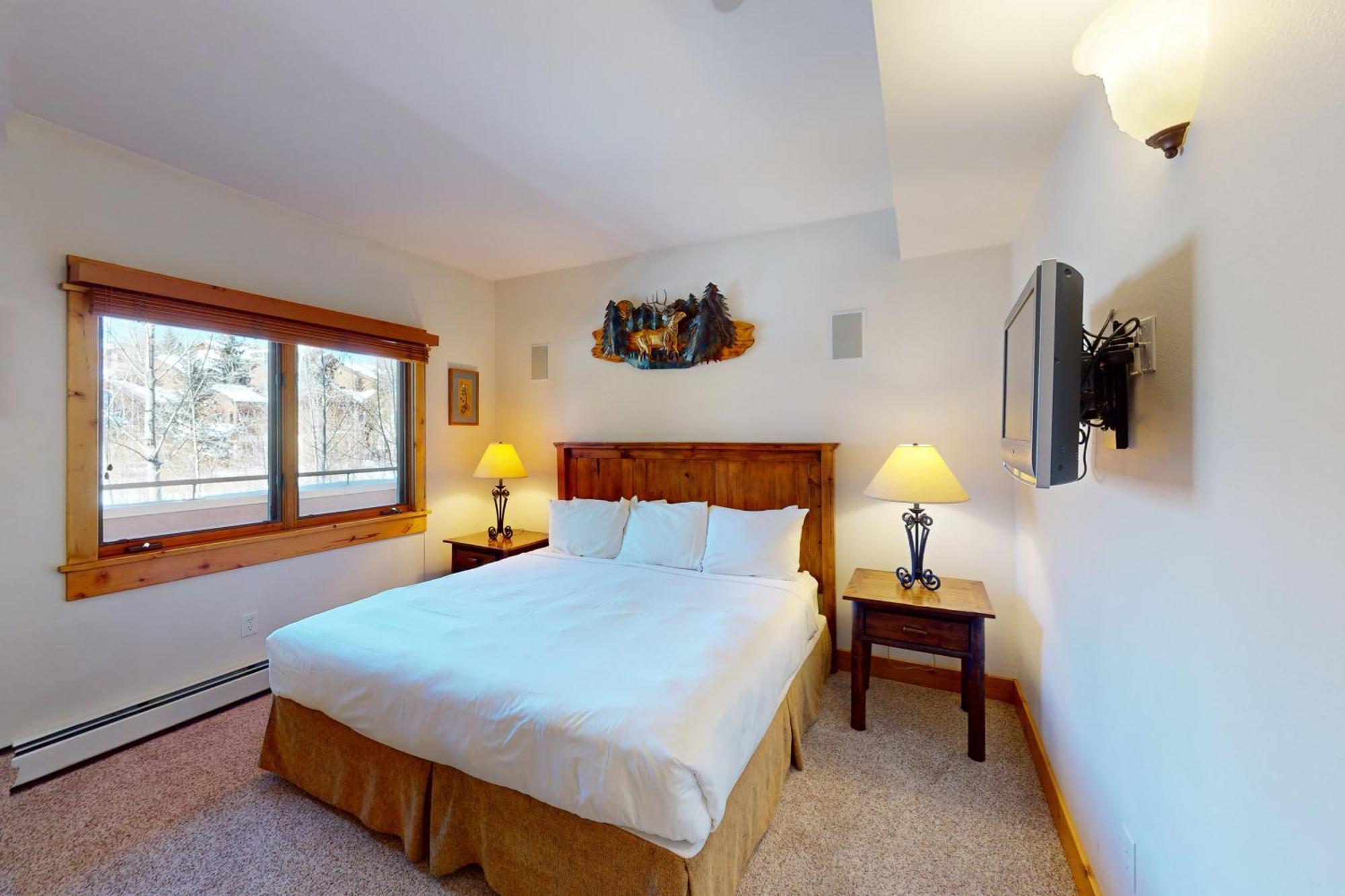 Canyon Creek Steamboat Springs Room photo