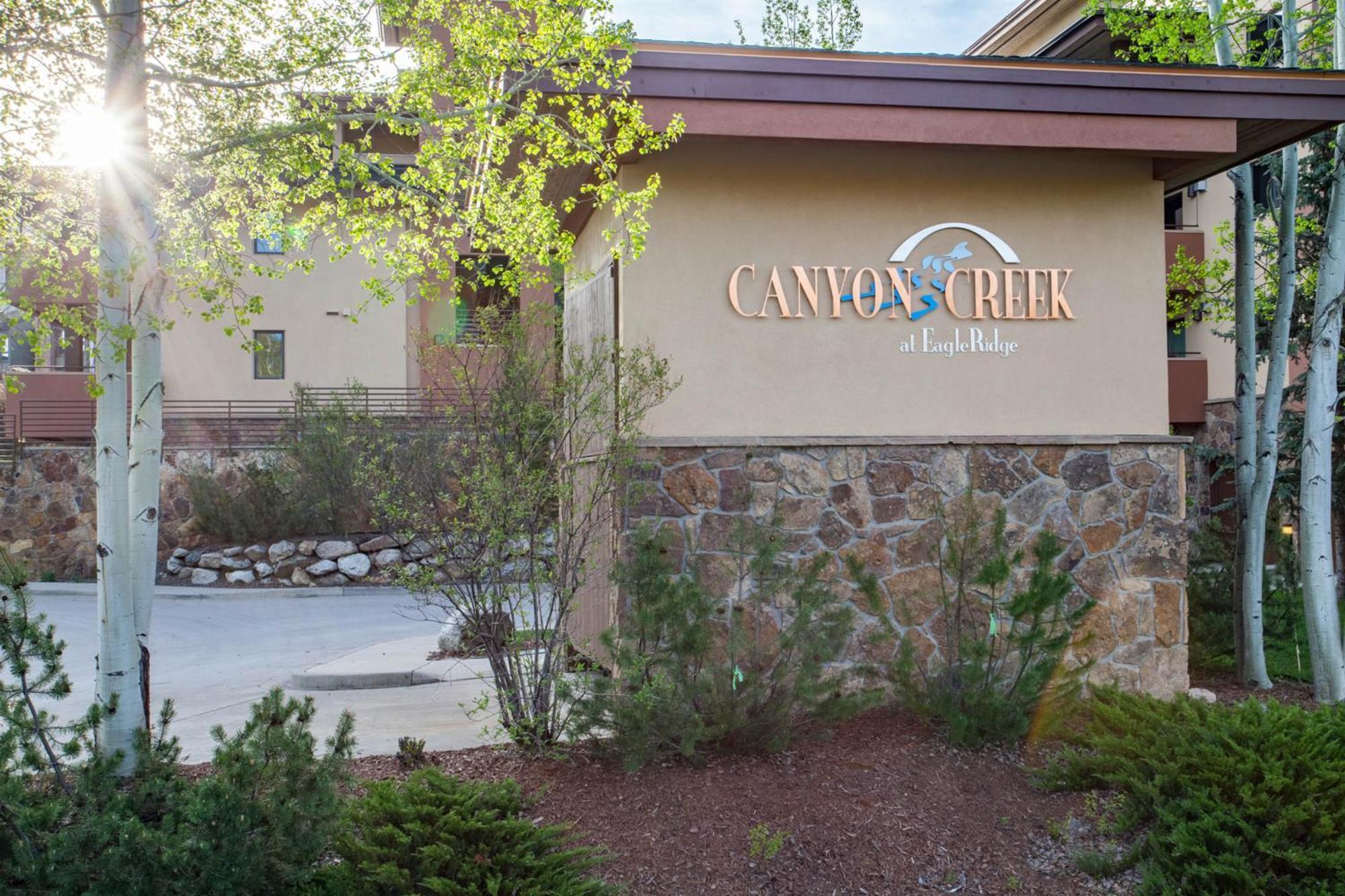 Canyon Creek Steamboat Springs Room photo
