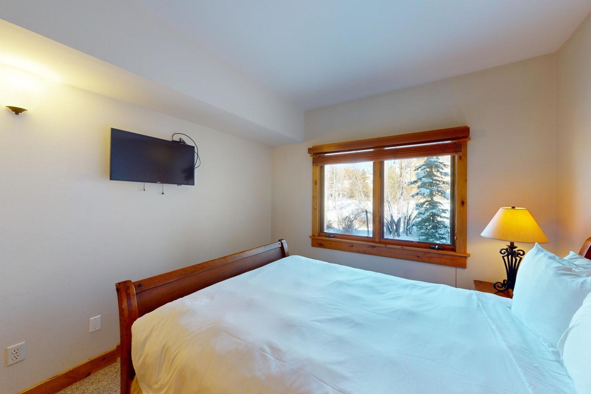 Canyon Creek Steamboat Springs Room photo