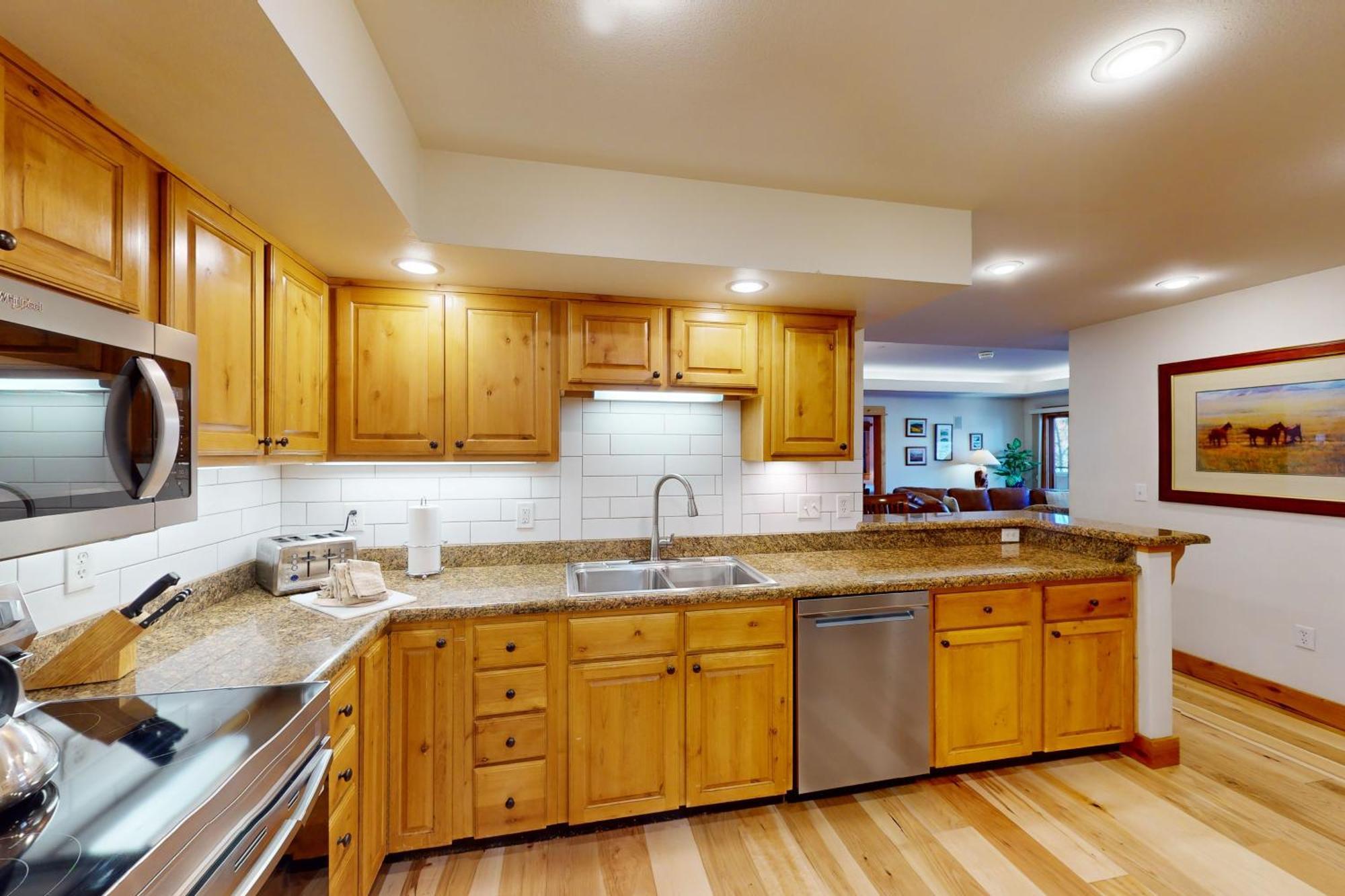 Canyon Creek Steamboat Springs Room photo