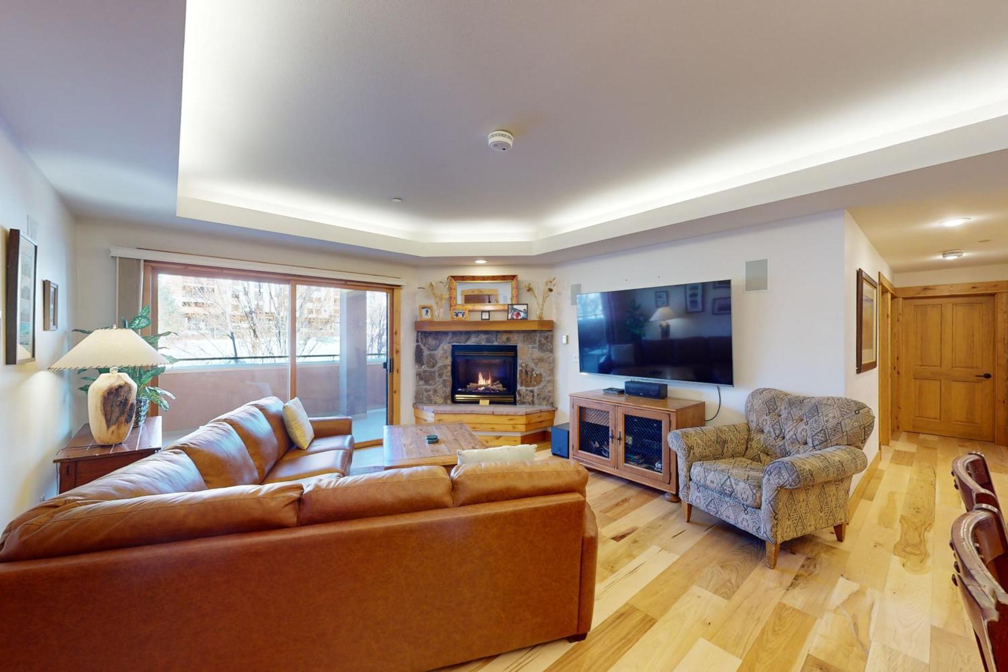 Canyon Creek Steamboat Springs Room photo